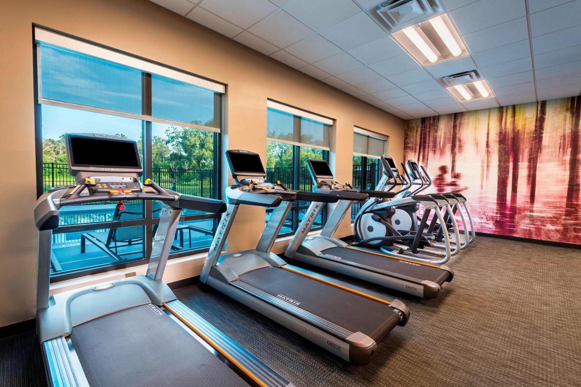 Courtyard By Marriott Tampa Northwest/Veterans Expressway Hotel West Chase Kültér fotó