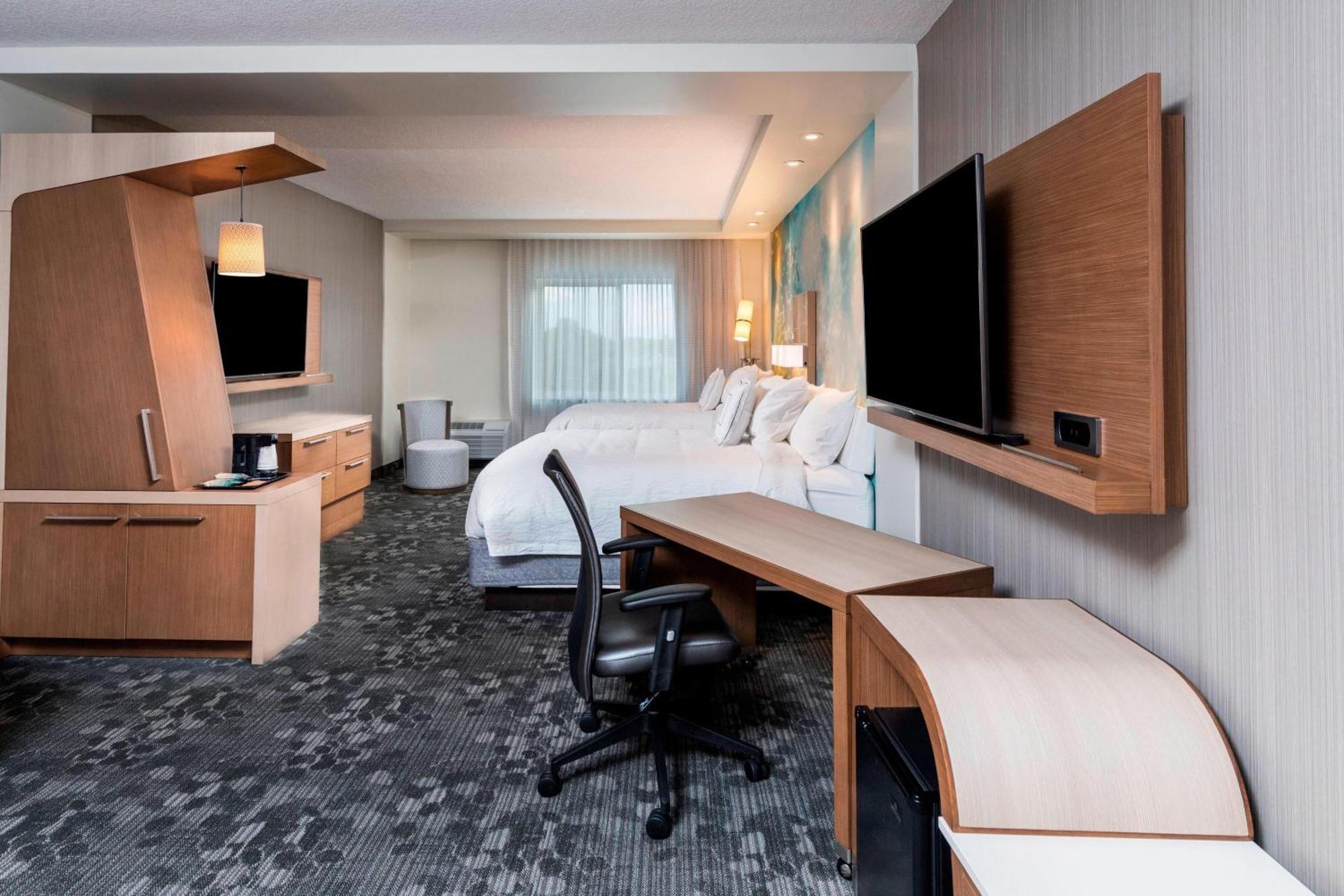 Courtyard By Marriott Tampa Northwest/Veterans Expressway Hotel West Chase Kültér fotó